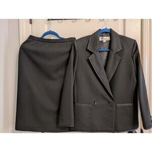 Vintage 1970s ILGWU Adolph Schuman for Lilli Ann Black Skirt Suit